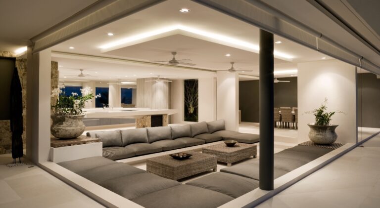 Modern living room interior designer